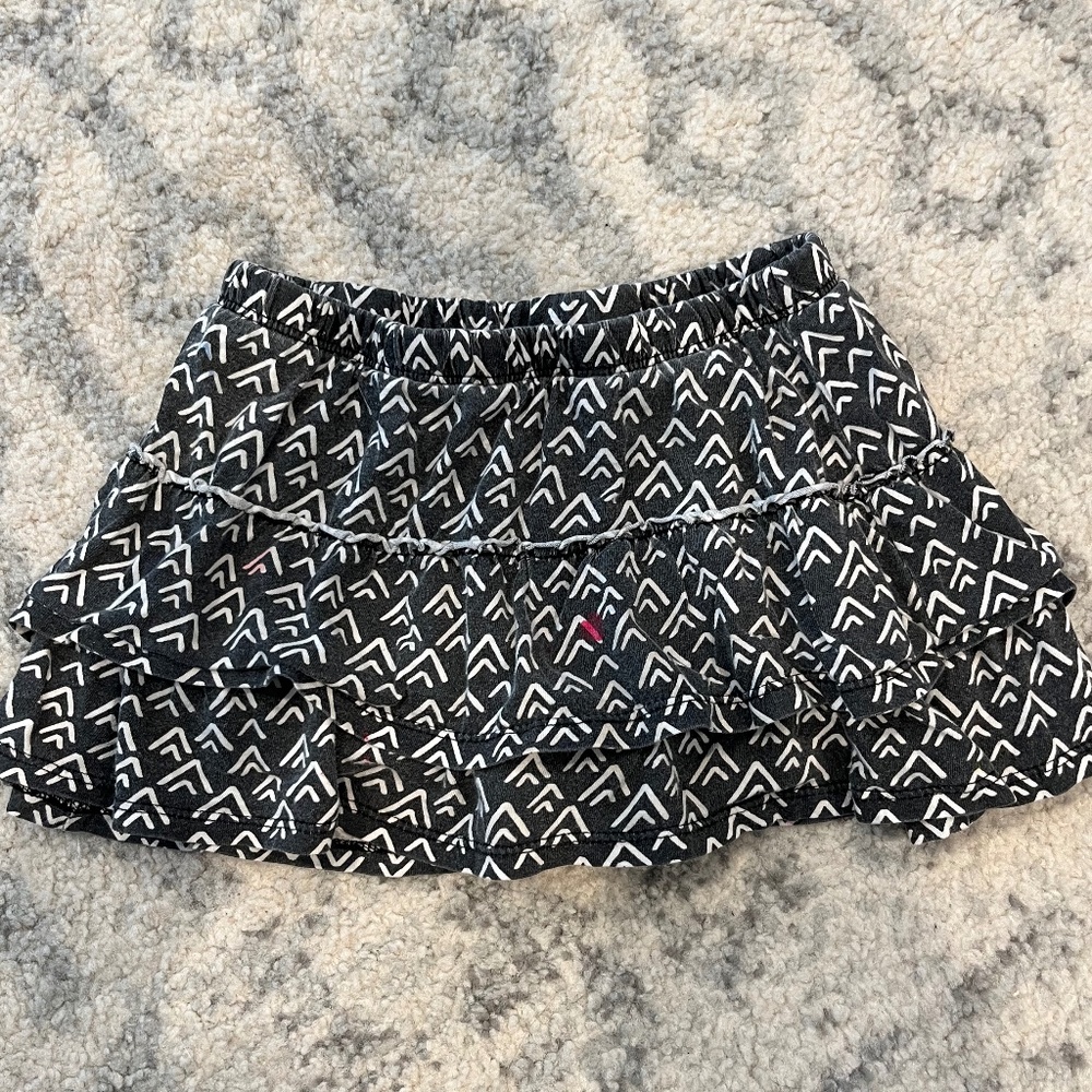 Black and white skort